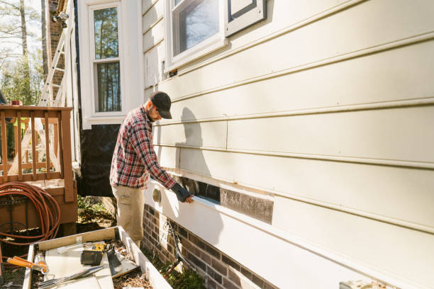 Top rated local Emergency Siding Repair specialists in East Canton, OH